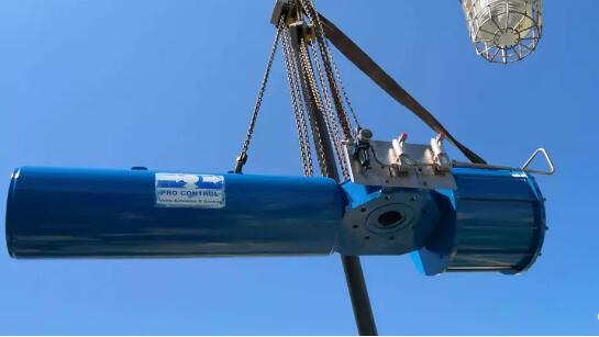 手拉葫芦参与供气站设备高压泵吊装作业